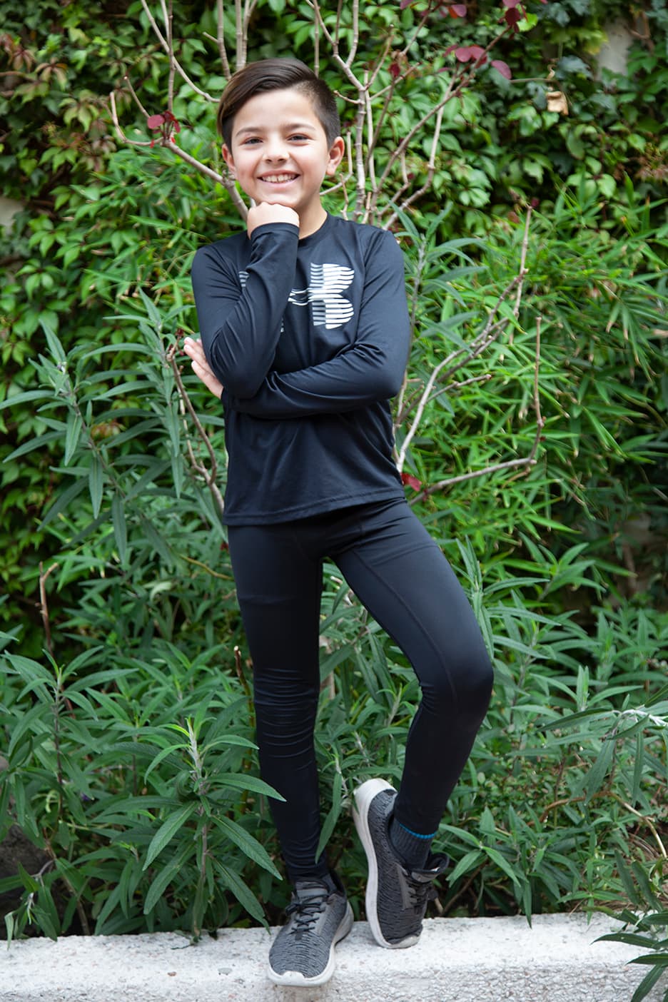 Rubén es un niño que llegó a Pequeños Gigantes por casualidad. Aunque su padre quiere que sea futbolista “porque ahí es donde se gana bien, pero, a mí no me gusta”, este nadador ahora anhela convertirse en bailarín profesional.