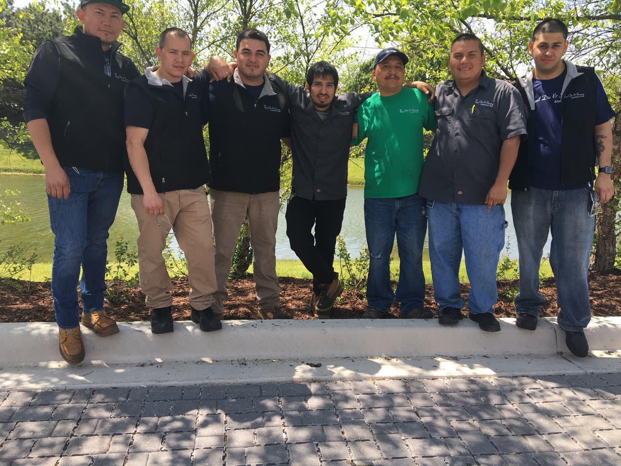 De acuerdo con uno de los pescadores que encontró a la tortuga, en su familia había preocupaciones por enfermedad y otras situaciones y, a raíz del hallazgo, las cosas han estado bastante tranquilas. El grupo en general, se sienten bendecidos desde que encontraron a la tortuga.