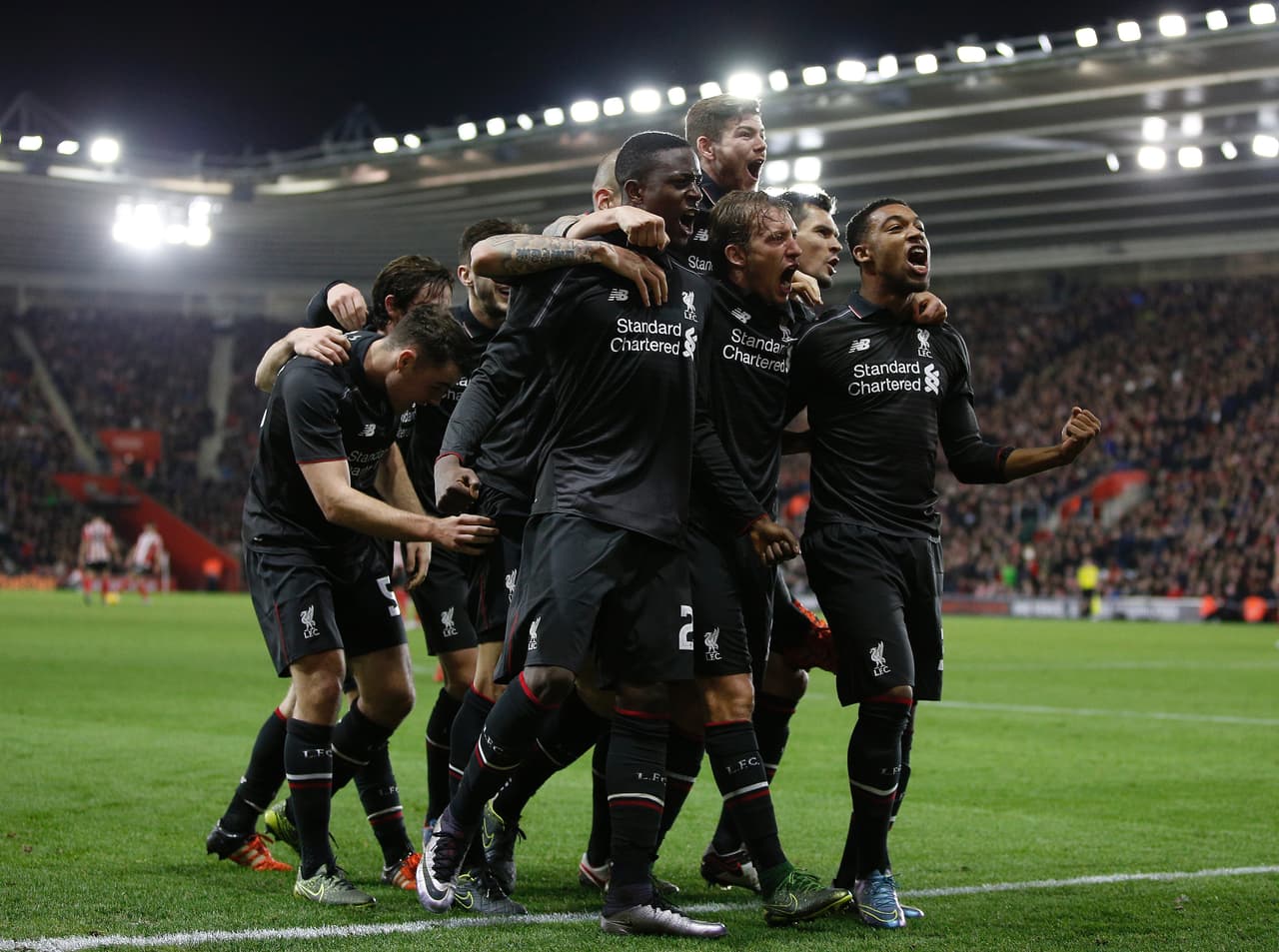 Liverpool golea al Southampton y se metió a semifinales de la Copa de la Liga