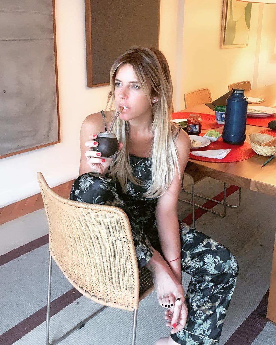 Y en mayo de 2019 anunció su 
<b><a href="https://www.univision.com/famosos/maki-anuncia-su-regreso-a-la-television-y-juan-soler-le-envia-un-carinoso-mensaje-de-felicitacion-fotos">regreso a la televisión</a></b> como conductora. Parte de ese desconocimiento lo atribuye, precisamente, a que puso en pausa su carrera.