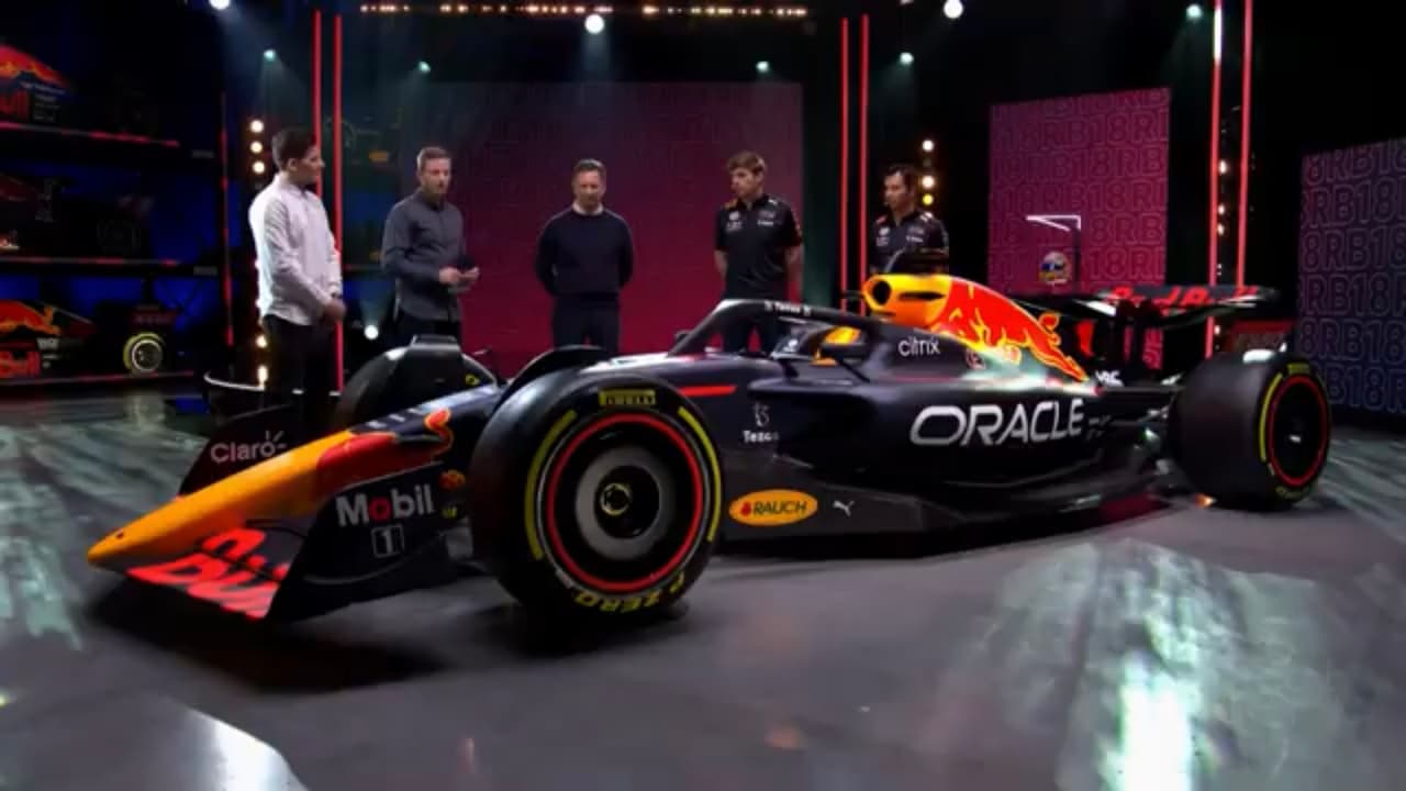 Red Bull presentó su monoplaza para el 2022; Mercedes los troleó