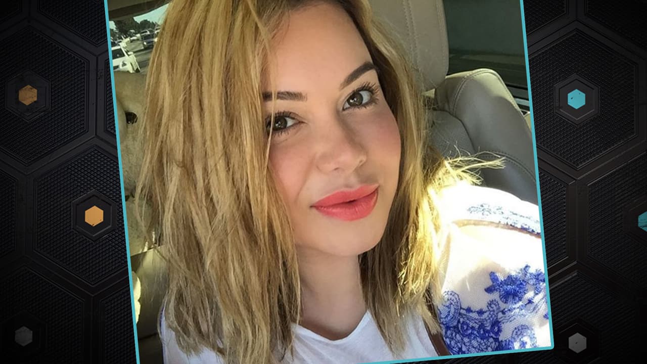 Chiquis es una profesional haciendo la pose del 'duck face' y subiendo las imágenes a sus redes. La razón es que además de ser fan No. 1 del maquillaje, promociona la colección de labiales de su línea de cosméticos Be Flawless. Los tienes en nude, fucsia, rojo y más, ella los modela todos.