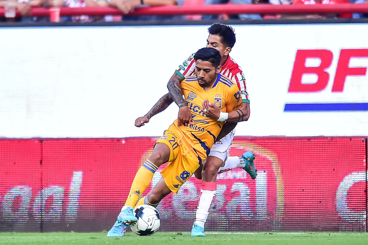 Los Rayos de ‘Jimmy’ Lozano dieron un espectacular primer tiempo y con los goles de Aguirre y Escoboza sentenciaron a unos Tigres que simplemente no tuvieron reacción y se atascaron en Aguascalientes.