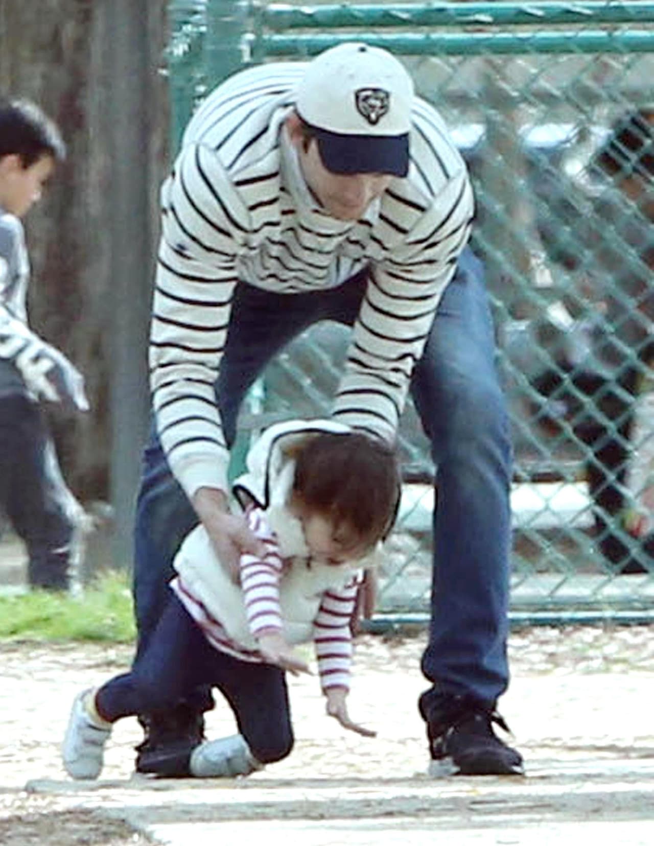 Papi la atrapó en la huida.