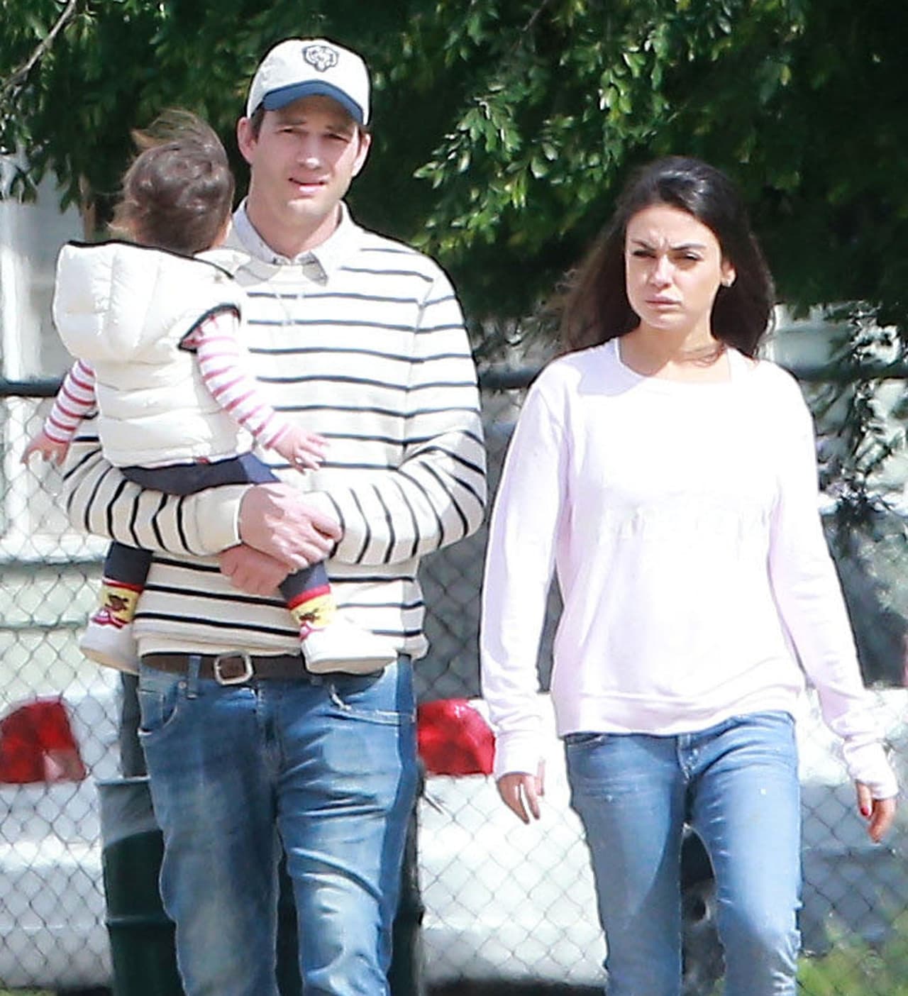 ¡Hasta usan la misma ropa!