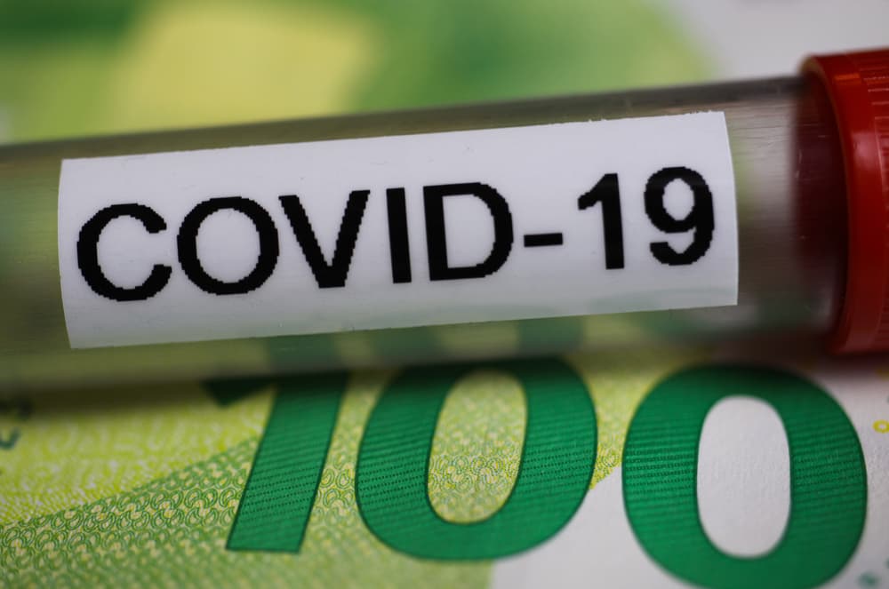 Los seres humanos estamos pasando por un momento de “test” o prueba a nivel colectivo con respecto a la salud; el coronavirus llegó de un momento a otro y se ha expandido de forma muy veloz en prácticamente todo el planeta.