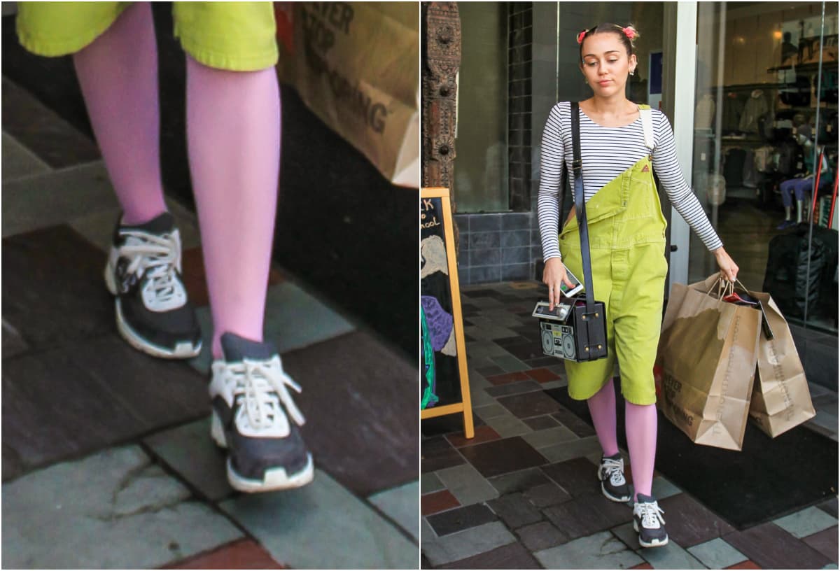 ¿Qué tal unos buenos 'sneakers' grises que contraste con el resto de tu ropa, muy al estilo de Miley Cyrus?