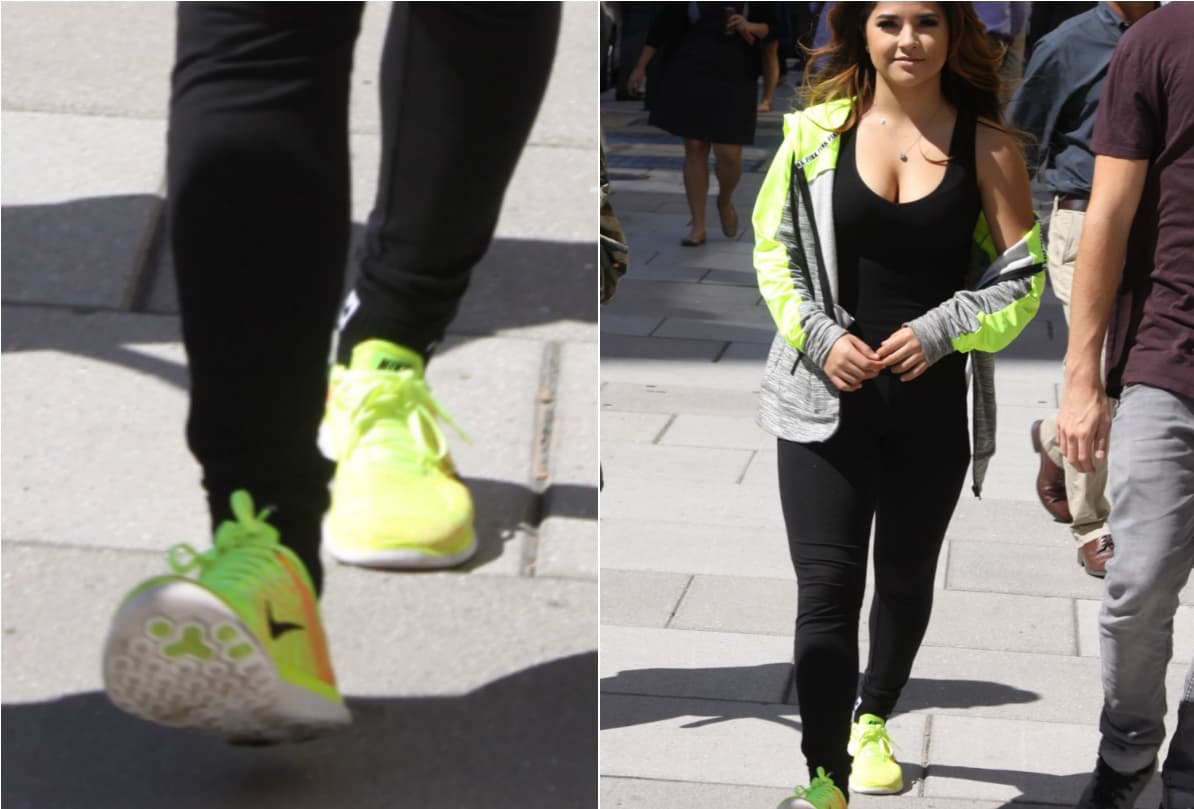 Quien también sabe lucir despampanante en calzado deportivo es Becky G, con los colores fosforescentes que siguen 'in' esta temporada.