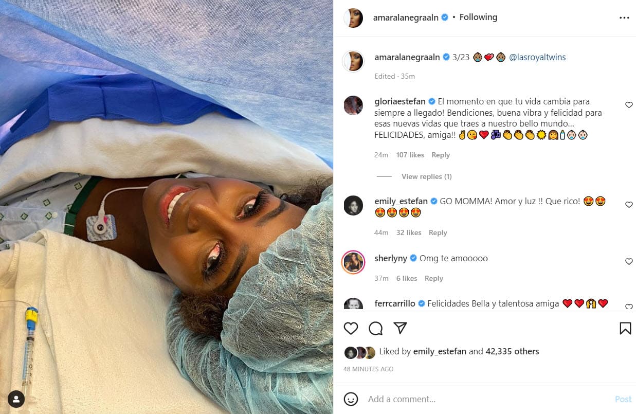 <b>Amara 'La Negra'</b> dio a luz a sus gemelas el 23 de marzo, aunque no fue sino hasta principios de abril que lo hizo público. Esto, a través de una foto en la que se le ve recostada sobre una cama de hospital. No ha dado más detalles de la salud de las pequeñas.