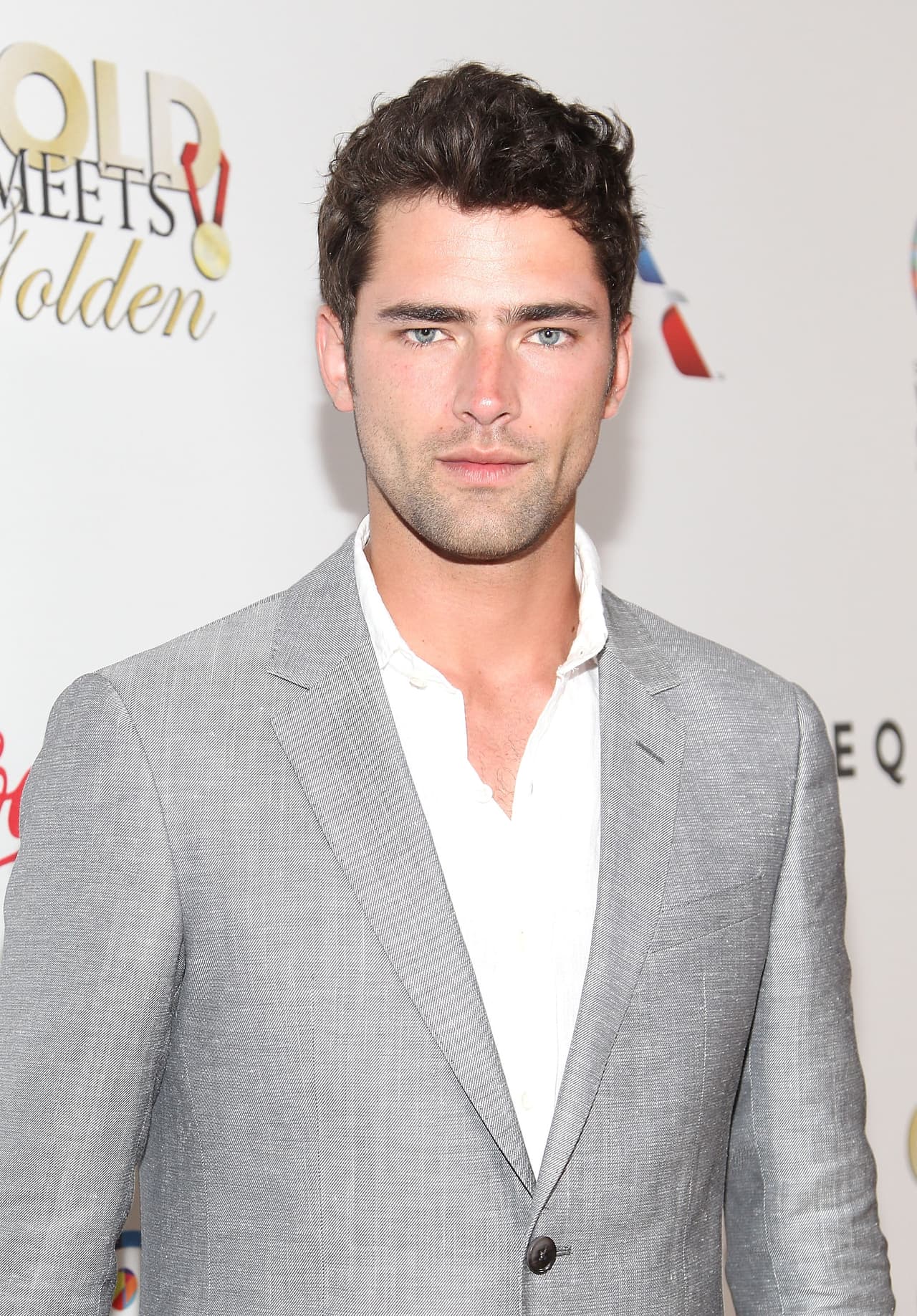 Sean O'Pry es un modelo de 26 años que ha participado en campañas para marcas como Calvin Klein, Versace y Dolce & Gabbana.