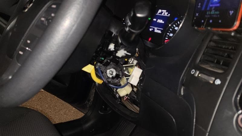 Tres ciudadanos estadounidenses de apenas 14, 16 y 17 años fueron detenidos por agentes de la estación Willcox en un vehículo con reporte de robo. La razón: intentaban contrabandear a tres inmigrantes.