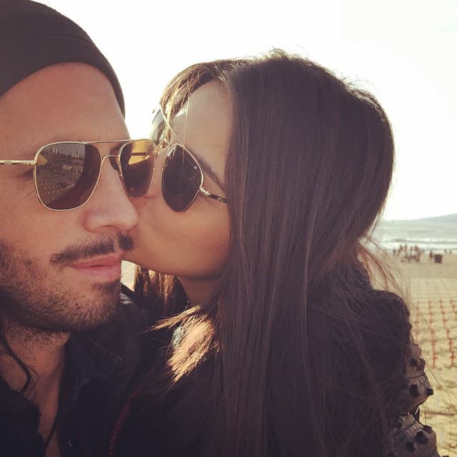 Como en pocas ocasiones sucede, Maite Perroni compartió algunas fotos en Instagram al lado de su novio, el productor y cantante chileno Koko Stambuk.