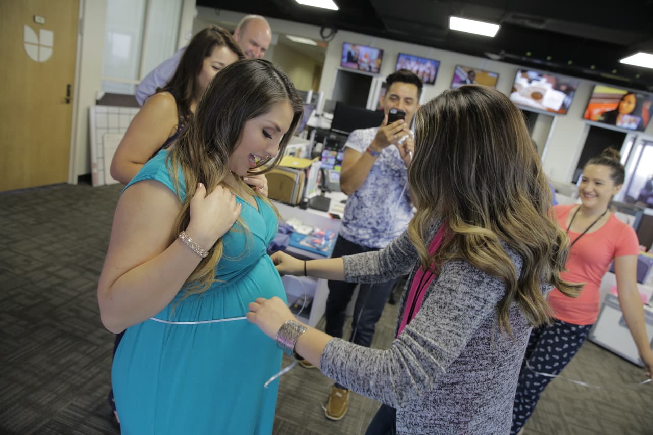 Su esposo y ella decidieron no saber si será niño o niña hasta el día que nazca en agosto.