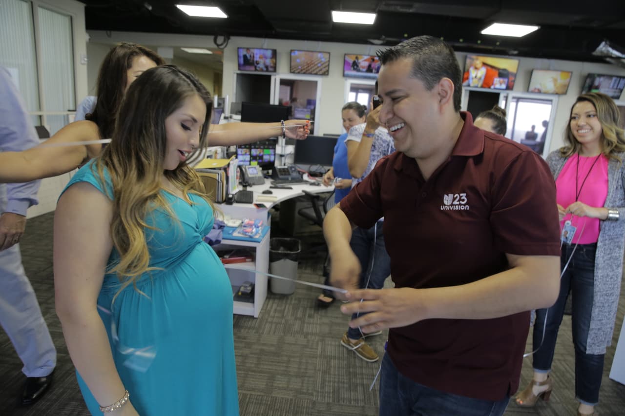 Su esposo y ella decidieron no saber si será niño o niña hasta el día que nazca en agosto.
