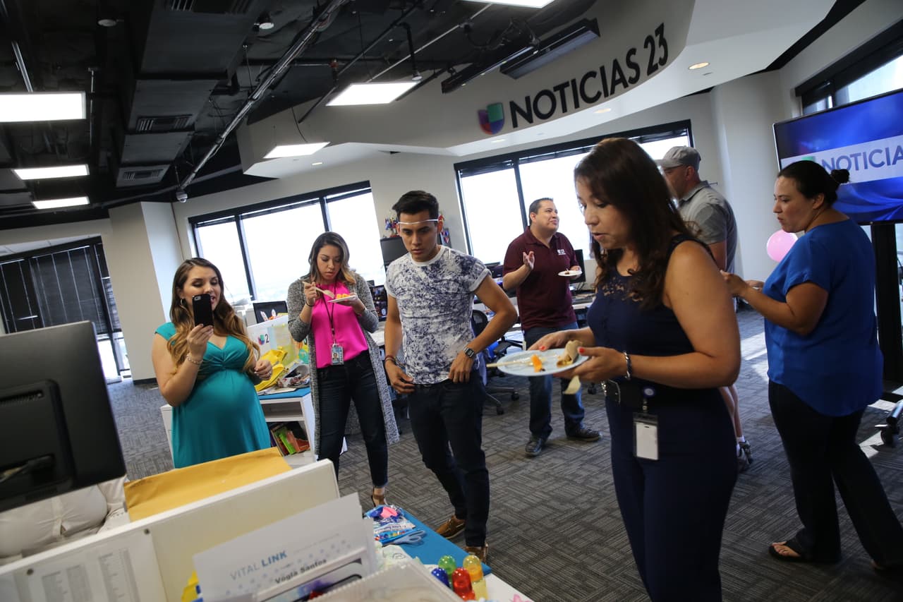 Su esposo y ella decidieron no saber si será niño o niña hasta el día que nazca en agosto.