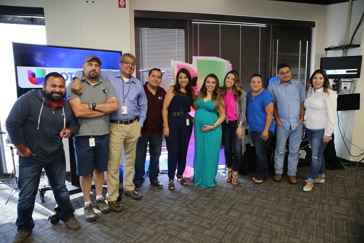 Su esposo y ella decidieron no saber si será niño o niña hasta el día que nazca en agosto.