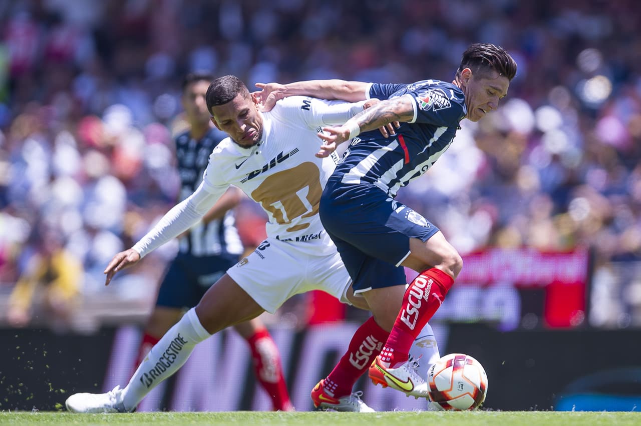 A pesar de haber jugado con 10 futbolistas la mayor parte del juego por la expulsión de Juan Ignacio Dinenno, los Pumas lograron una vital victoria ante Rayados.