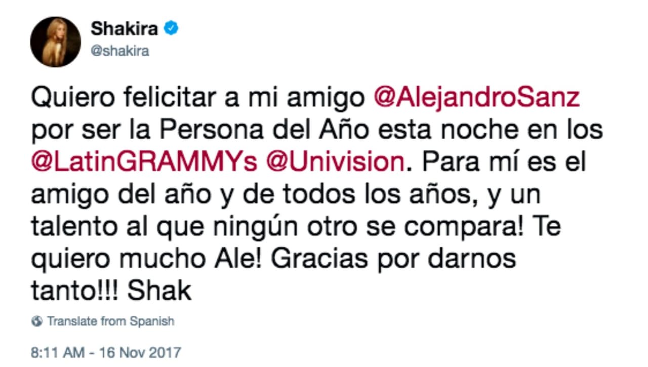 La artista utilizó su cuenta de Twitter para felicitar a Alejandro Sanz, su amigo y colaborador en el éxito 'La tortura', por el tributo que recibió como Persona del Año en la edición 18 del Latin Grammy.