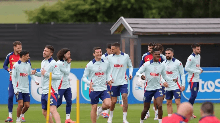 ¿Alineación en problemas? Las dudas de Luis de la Fuente en España