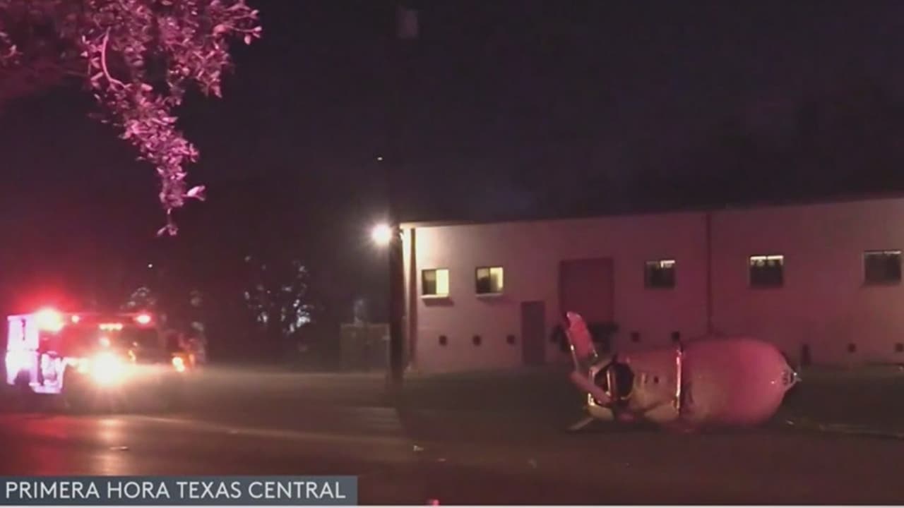 Identifican a las tres personas a bordo del helicóptero que se desplomó en San Antonio