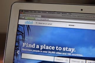 El portal de alquiler de viviendas Airbnb aterriza en Cuba