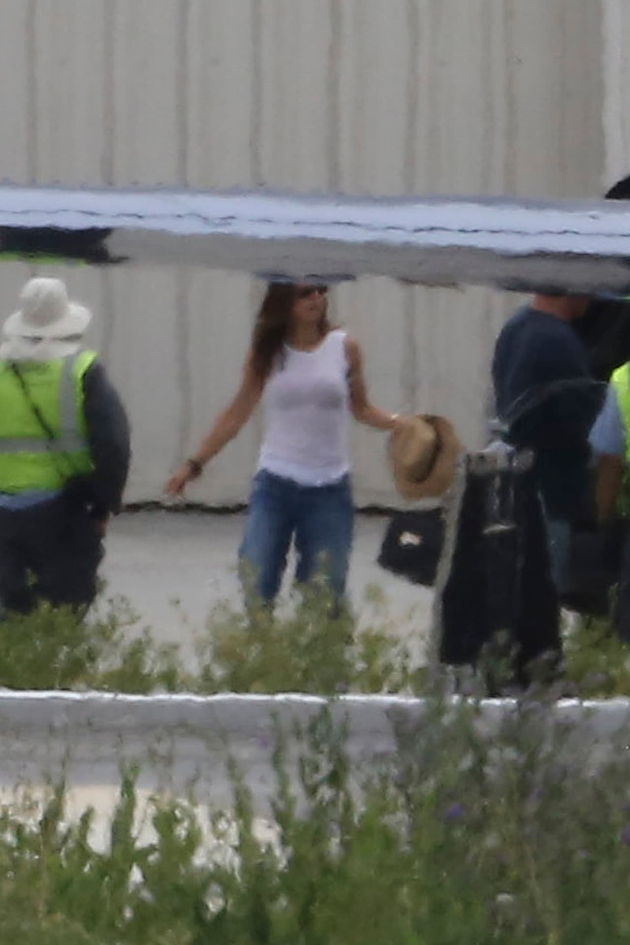 Supervisó que se llevaran sus maletas.