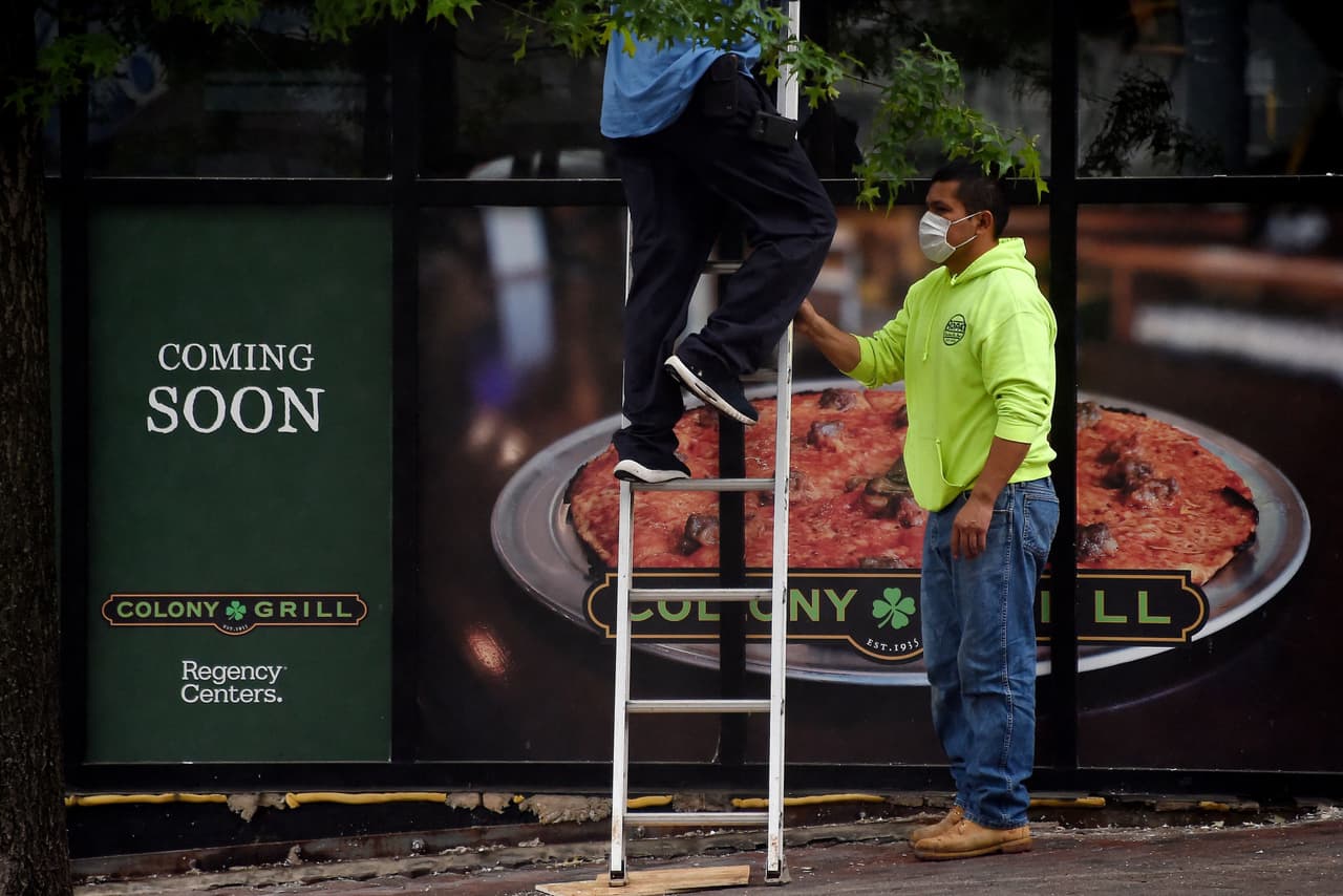 Un primer rayo de esperanza: se frena en mayo la histórica pérdida de empleos en EEUU