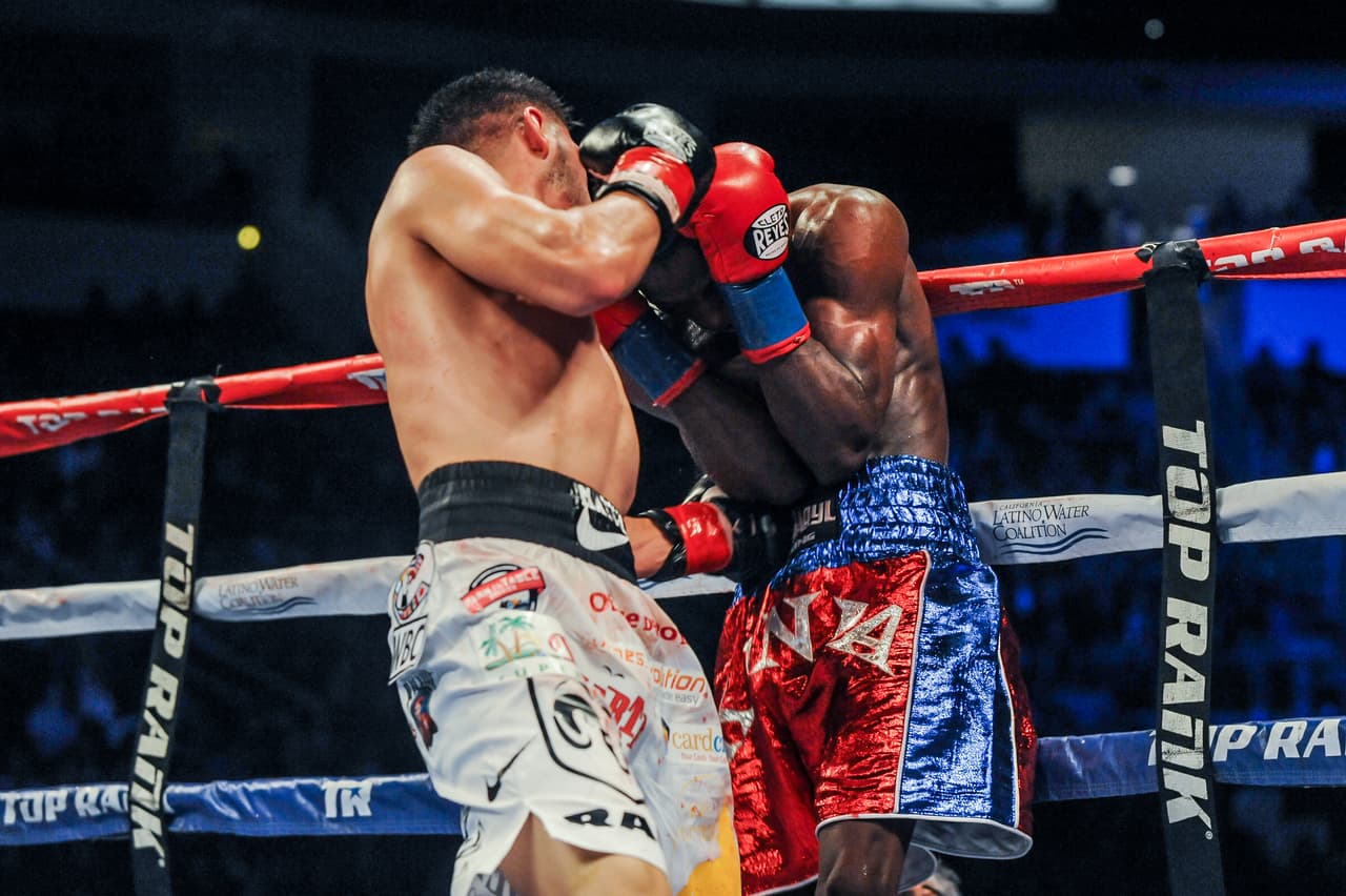 Solo Boxeo en Fresno con las peleas del año.
