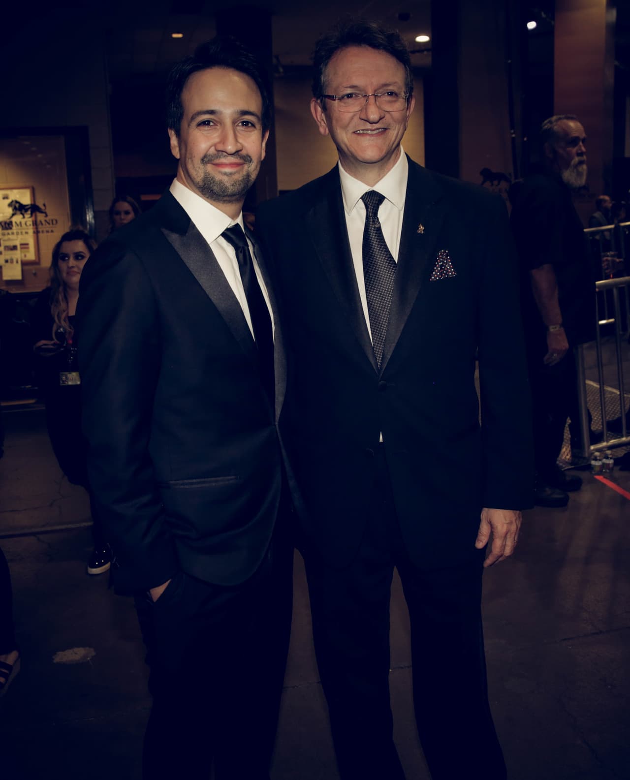 El gran Lin-Manuel Miranda junto a Gabriel Abaroa, presidente de La Academia Latina de la Grabación.