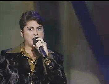 Giro
<br>Año: 1996
<br>Tema que interpretó: Si tú supieras