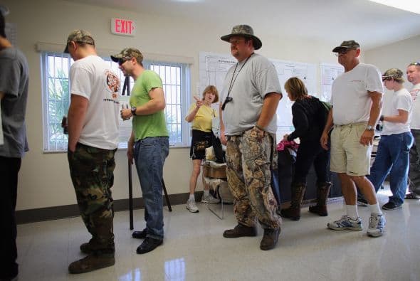 La FWL dio consejos sobre cómo capturar y matar las pitones sin que sufran.