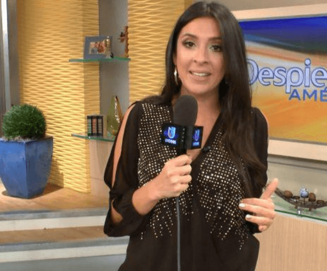 Maity fue la encargada de la sección 'El Revoltillo', donde nos presentaba las últimas noticias de los famosos.