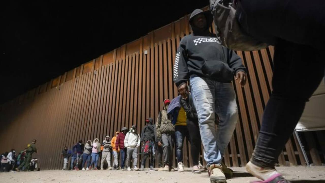 Apoyarán a comunidades fronterizas de Arizona para lidiar con el flujo de inmigrantes