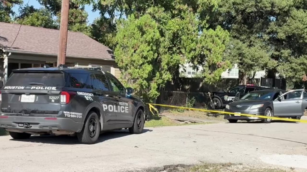 ¿Qué se sabe del asesinato a balazos de un adulto mayor desde un auto en movimiento en Houston?