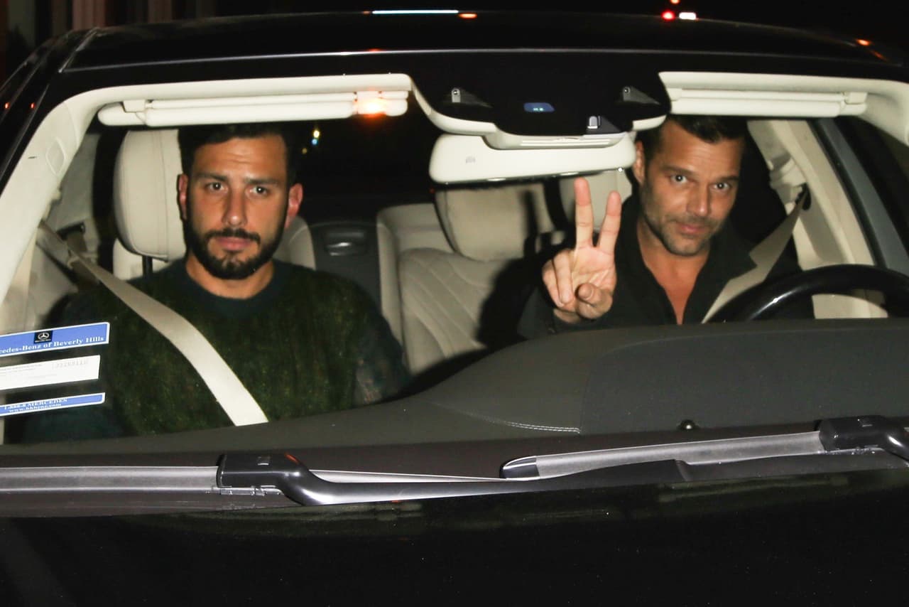 “La familia de Jwan es siria y no pueden venir a Estados Unidos ahora. Así que quizás tendremos una boda caribeña y una boda europea, así que quizás me casaré en varios países.”, puntualizó en la entrevista.