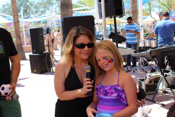 Una tremenda "Fiesta de Verano" disfrutaron cientos de personas en "Wet 'n' Wild, donde estuvieron presentes los talentos de nuestras emisoras de Uforia. 