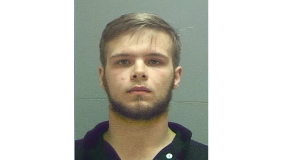 Evidencia en su computadora trae cargos nuevos a convicto de abuso sexual de menores