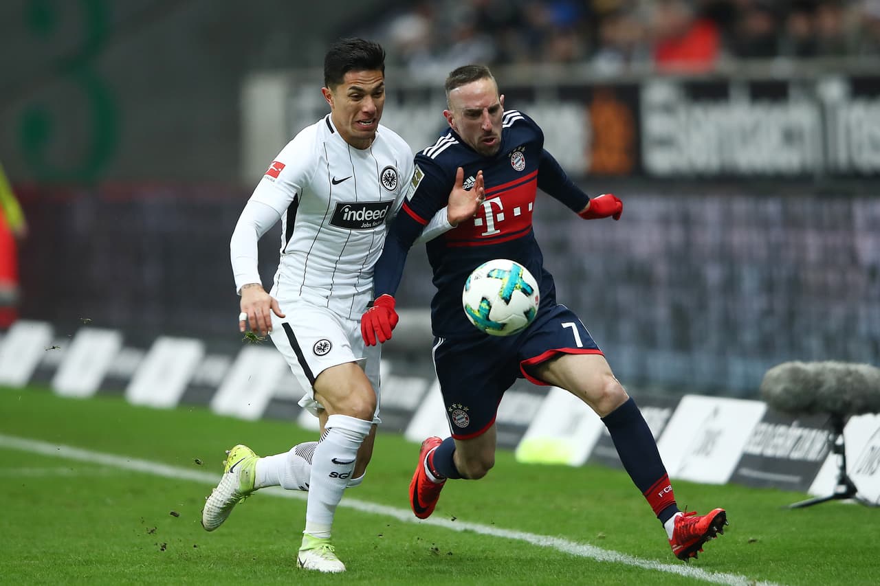 Bayern Munich derrotó al Eintracht de Salcedo y es campeón de invierno