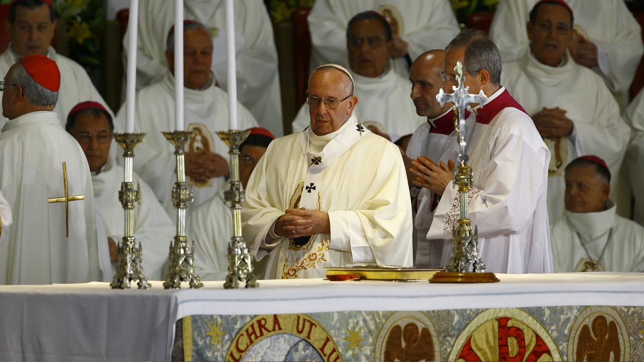Papa Francisco ofrece misa en la Basílica de Guadalupe