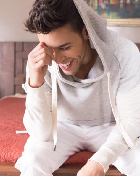 Tras una batalla legal con su antigua discográfica (Top Stop Music). Prince Royce lanzó su tercer larga duración bajo el nombre 'Soy el Mismo'.