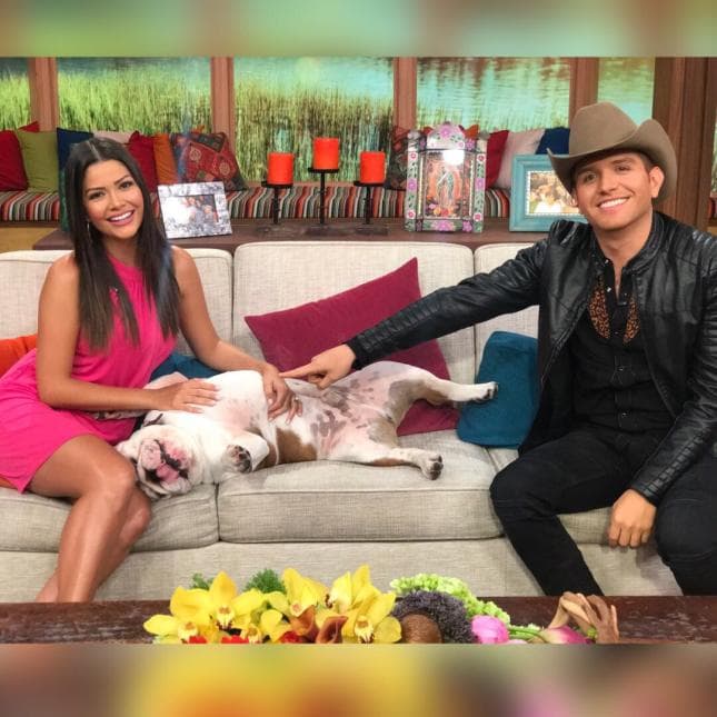 La relación entre ellos va más allá de una simple amistad, Ana Patricia y El Dasa son compradres.