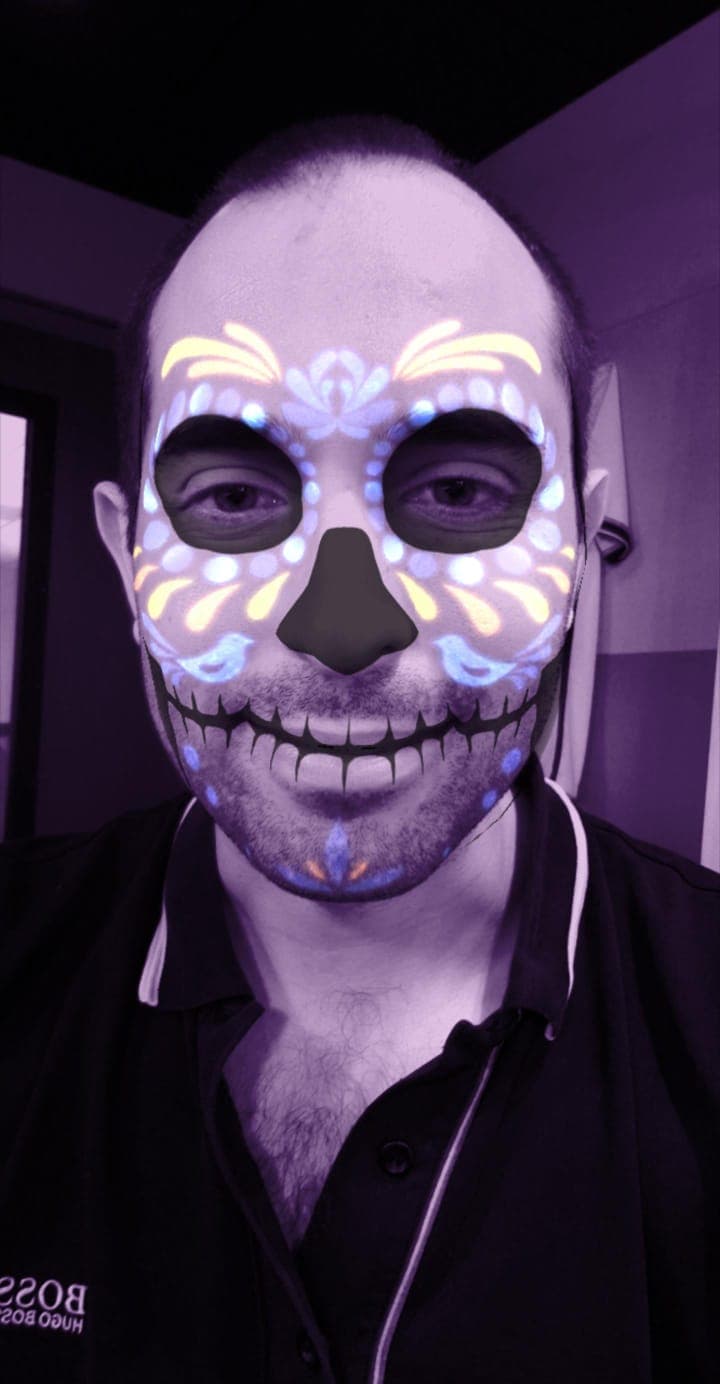 Aunque El Compa Ivan decidió no pintarse la cara este año.