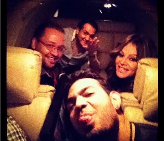 La muerte de la cantante conmocionó al medio artístico y dejó destrozada a la familia de Jenni y a la de sus acompañantes quienes se tomaron esta foto minutos antes de morir.