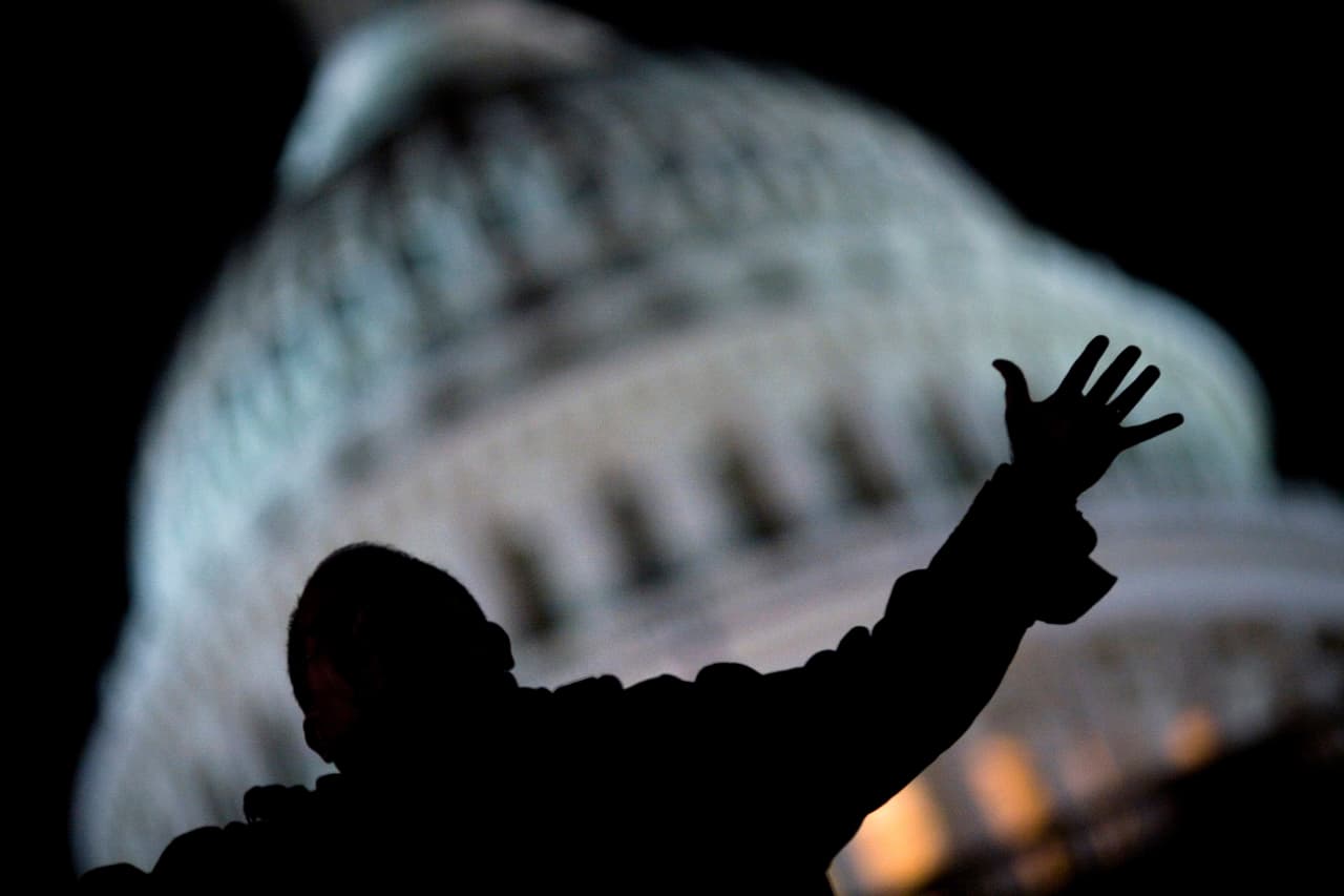 Demócratas propondrán cambio a ley para dar residencia a unos 8 millones de indocumentados