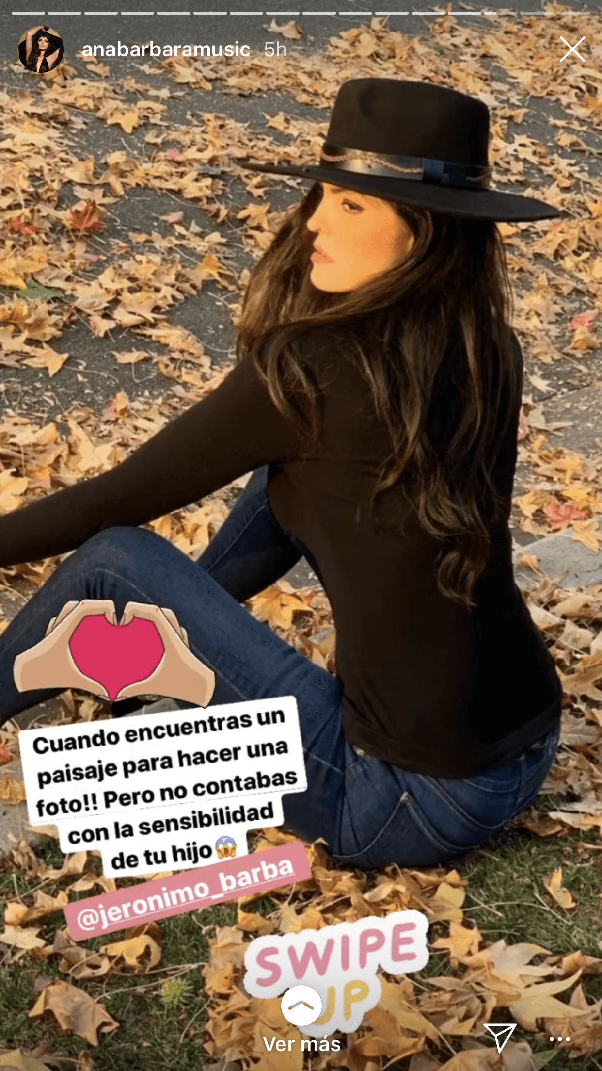 "'Mami dame tu teléfono para hacerte yo una', me dijo. Y me mostró la foto que está en mis historias", añadió.
<br>