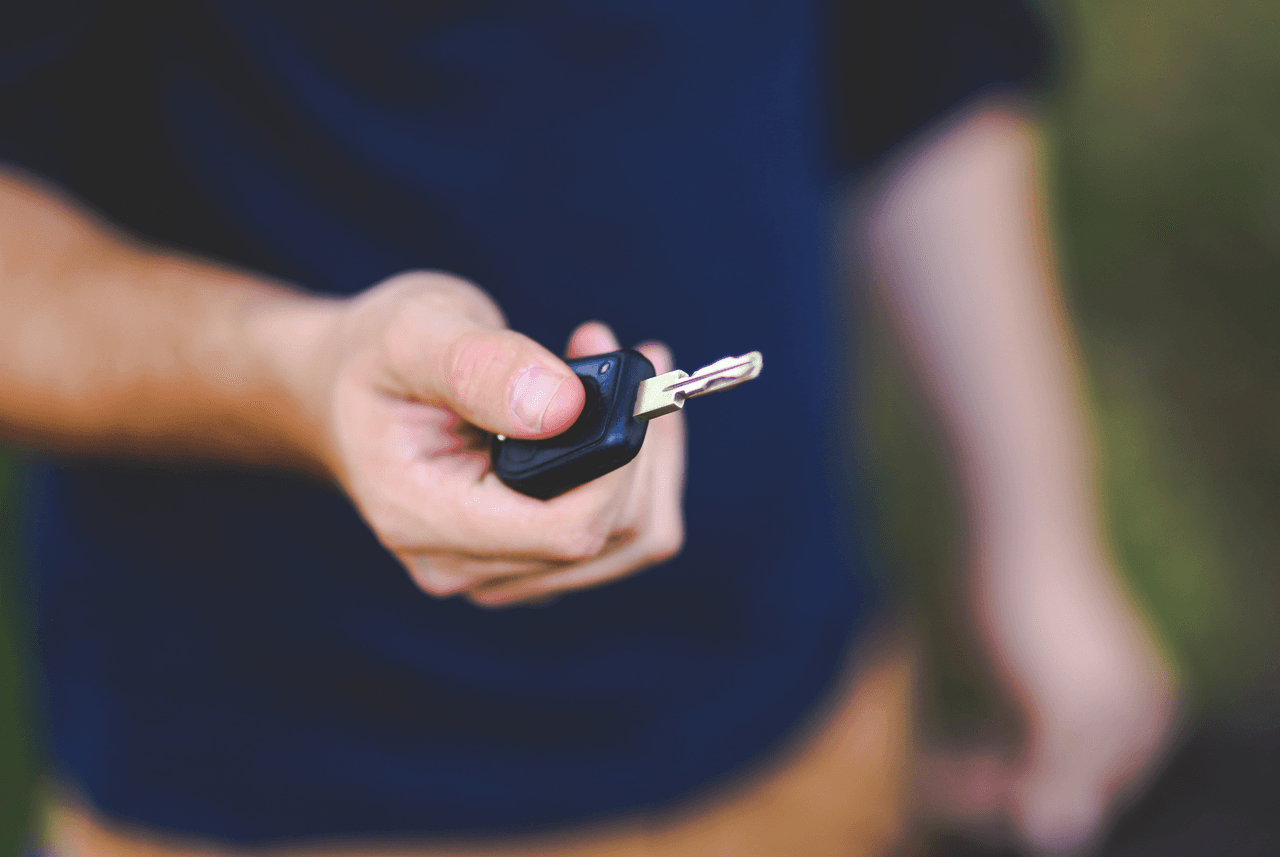 Si tienes un carro de 2010 o más moderno en NYC, toma acción para que no te lo roben