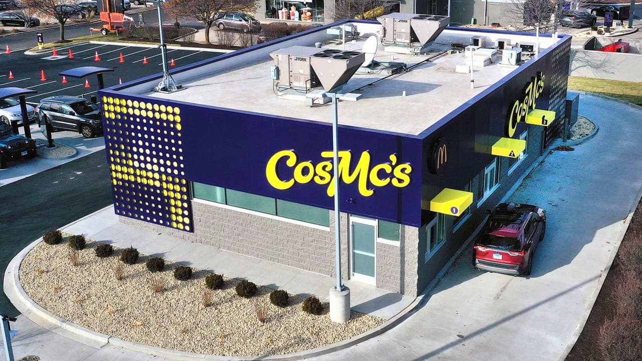 <h3 class="cms-H3-H3">¿Dónde estaban las sucursales en Texas?</h3>
<br>Estas son las cuatro sucursales de CosMc’s en el estado,
<b>todas con cierre programado para junio de 2025</b>:
<br>Allen.
<br>Fort Worth.
<br>Cedar Park (cerca de Austin).
<br>Watauga (área metropolitana de Fort Worth)
<br>La quinta, ubicada en Bolingbrook, Illinois, también será cerrada.