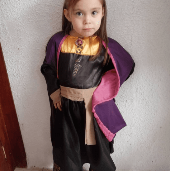 <b>Mía Martínez </b>
<br>A su corta edad, Mía encarnó a Clarita Ibarra Falcón en la telenovela ‘Vencer el desamor’, en la cual compartió créditos con estrellas mexicanas de la talla de Daniela Romo, Claudia Álvarez, David Zepeda y Altair Jarabo.