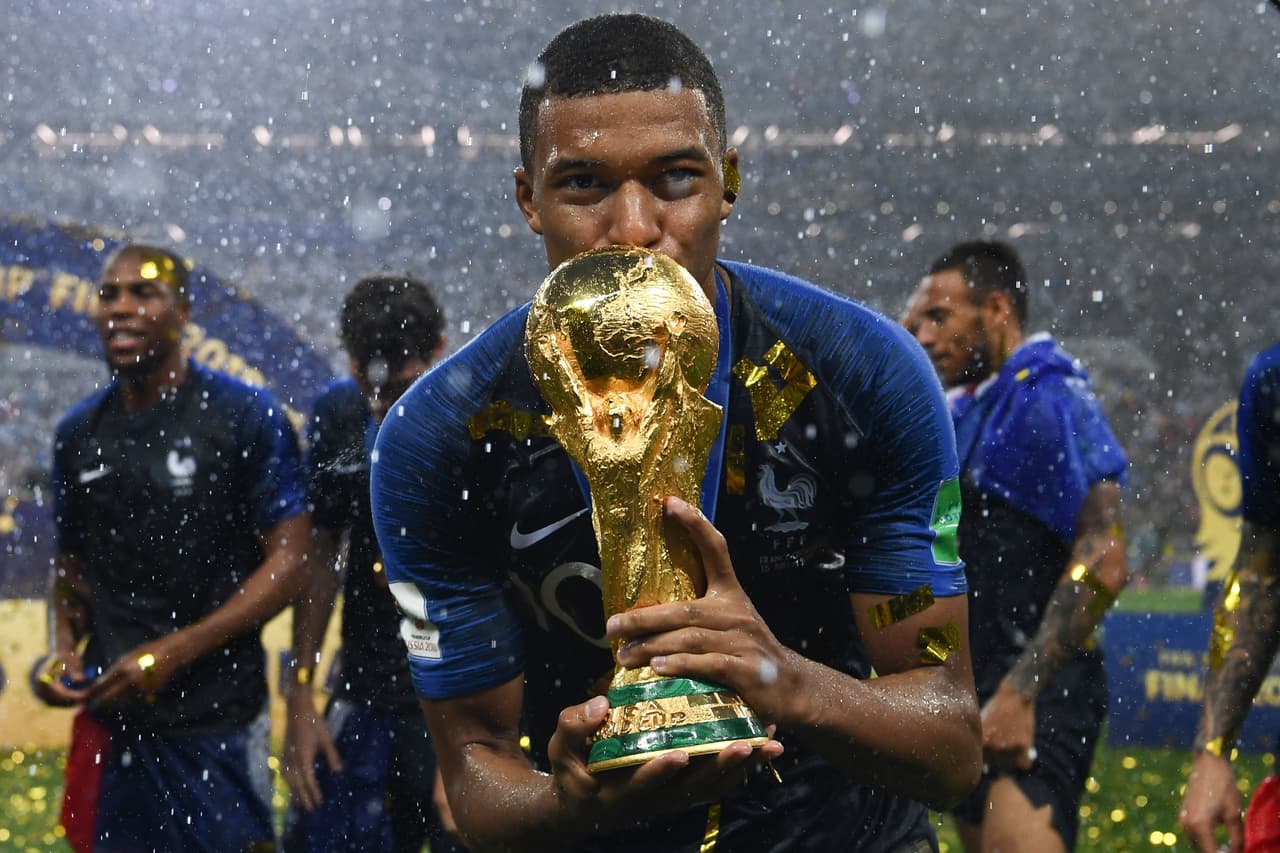 Mbappé habría jugado la semifinal del Mundial lesionado