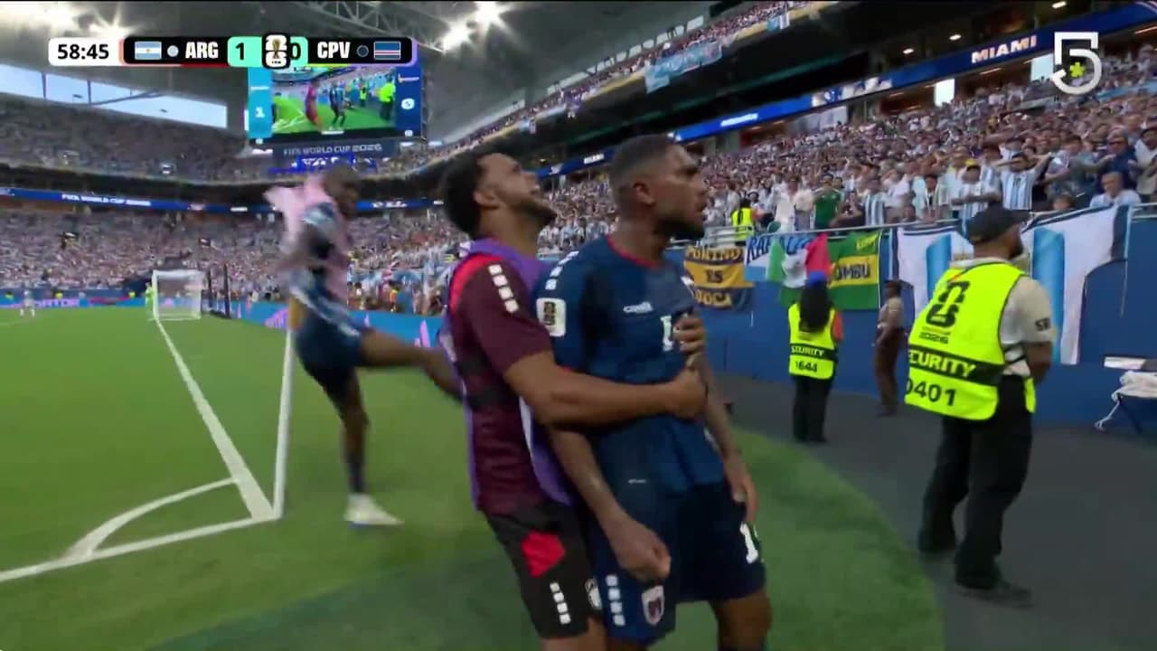 ¡Golazo de Cabo Verde! Deroy Duarte empata el partido ante Argentina